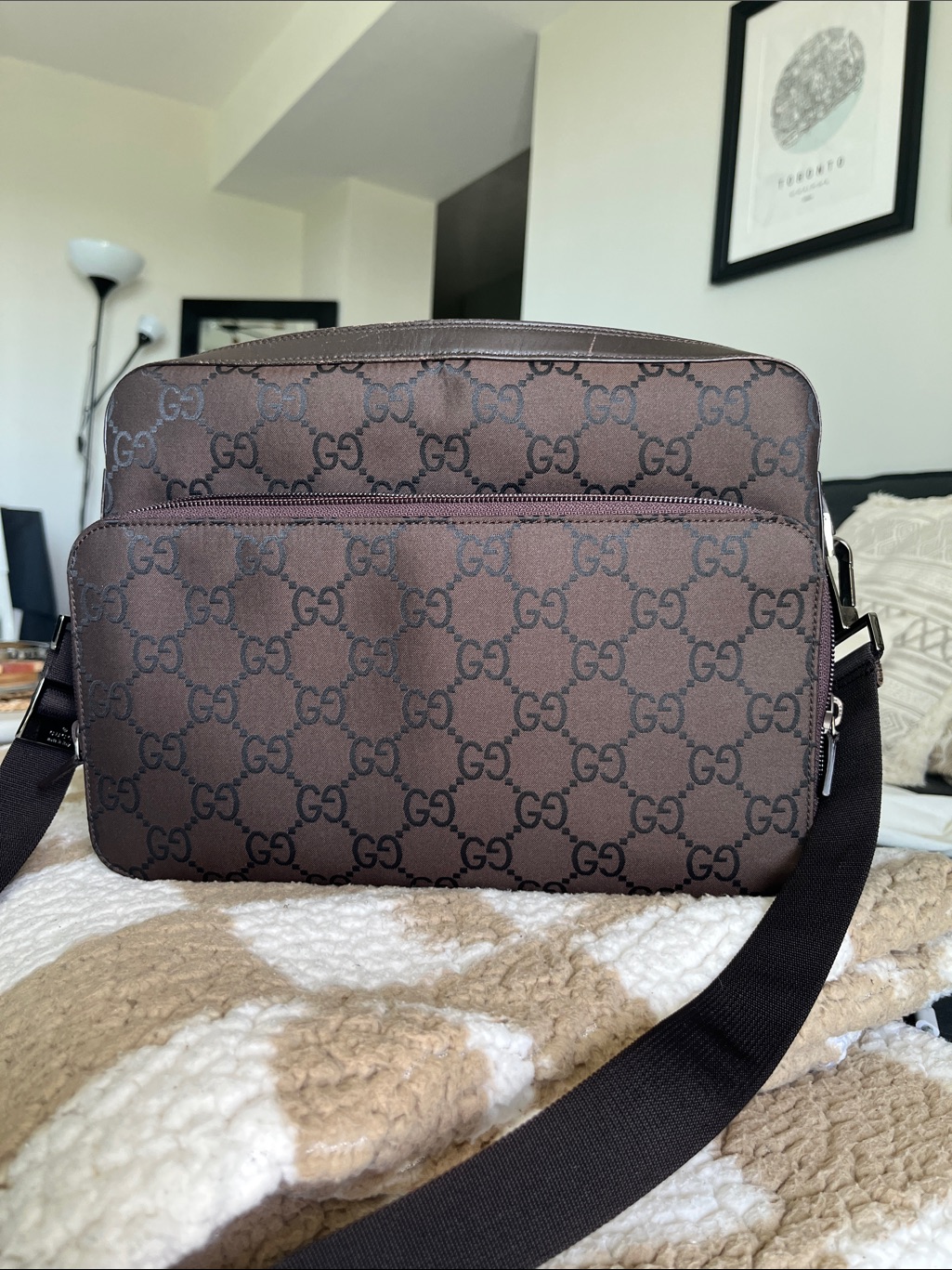 Gucci Brown Gg Supreme Messenger Crossbody